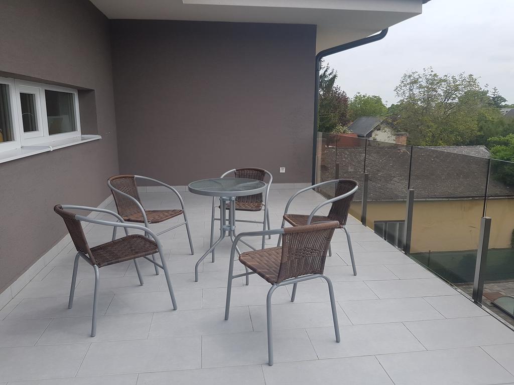 Francesca Apartman Siofok Exterior photo